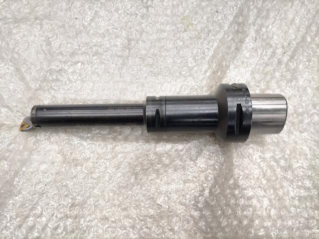 SANDVIK C4-570-3C25132 ボーリングツール