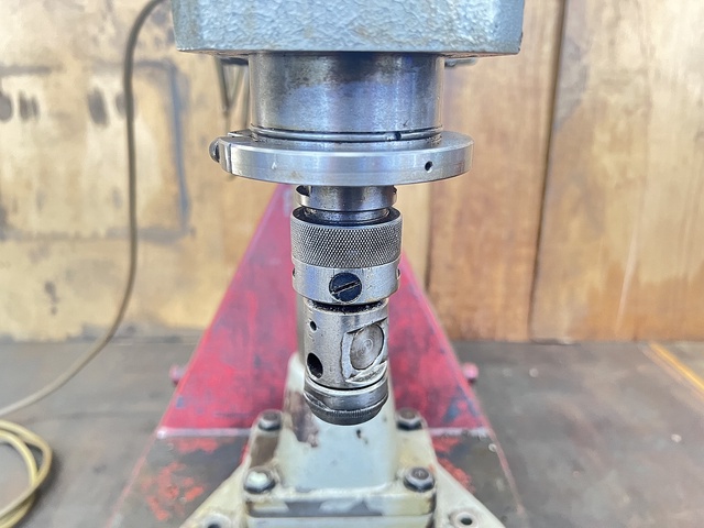 ブラザー工業 BT2-223 タッピング