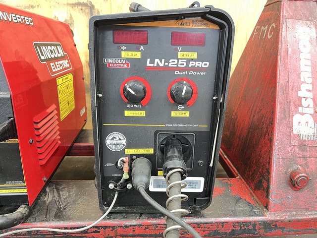 LINCOLN ELECTRIC V350PRO 半自動溶接機