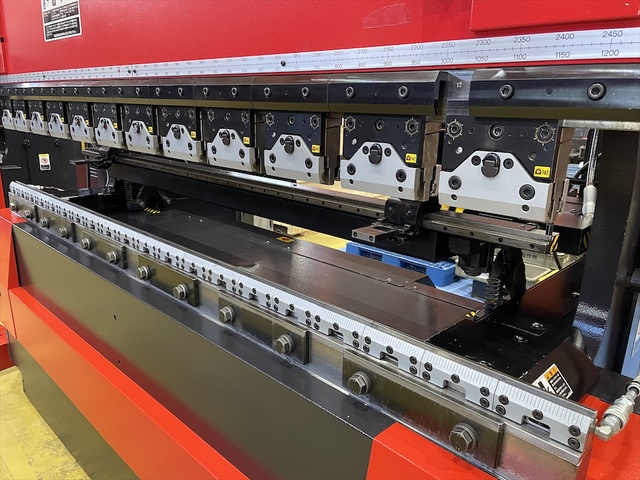 アマダ FBD-8025NT 2.5m油圧プレスブレーキ