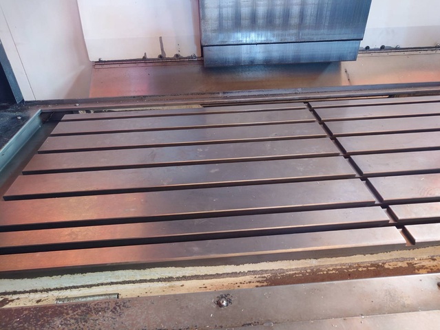 OKK MCV-660 立マシニング
