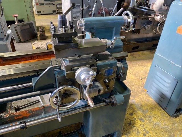 滝澤鉄工所 TSL-550 汎用旋盤