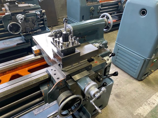 滝澤鉄工所 TAL-460 汎用旋盤