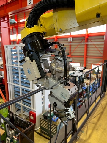 ファナック M-10iA ロボット