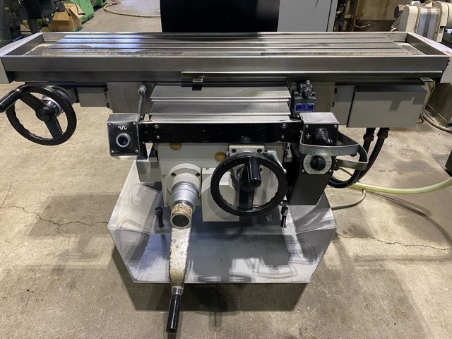 日立精工 2MW-V ヒザ型立フライス