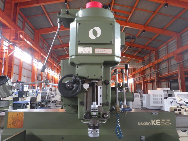 牧野フライス製作所 KEV-55 NC立フライス