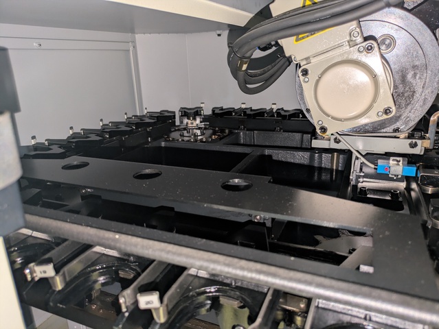 牧野フライス製作所 V33i 立マシニング(HSK-A63)