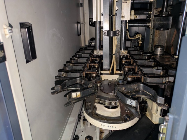 牧野フライス製作所 V33 立マシニング