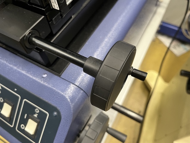 ミツトヨ PJ-3000F 投影機