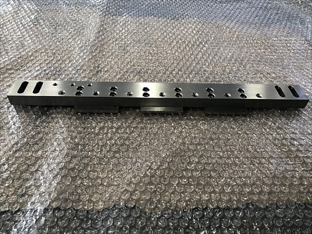  ワイヤーカット用治具