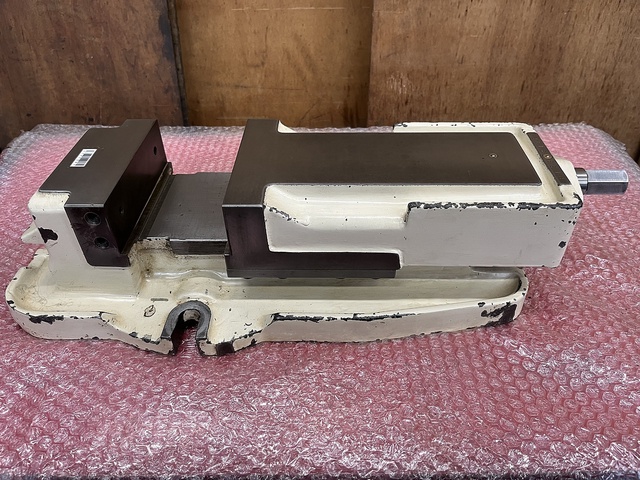 津田駒工業 VR-150 マシンバイス