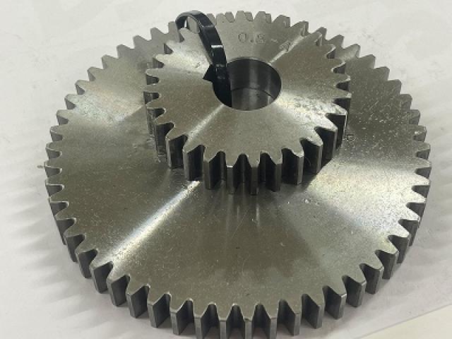 ブラザー工業 P=0.8 タッピングギアー