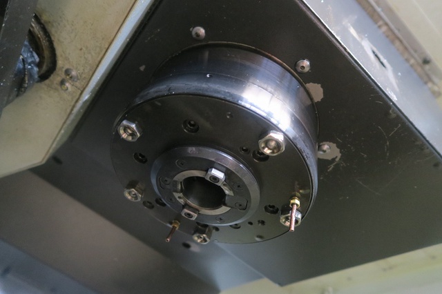 森精機製作所 DuraVertical 5060 立マシニング(BT40)