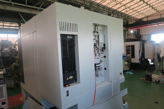 森精機製作所 DuraVertical 5060 立マシニング(BT40)