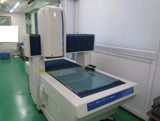 ミツトヨ QVT1-X606P1L-C 画像測定機