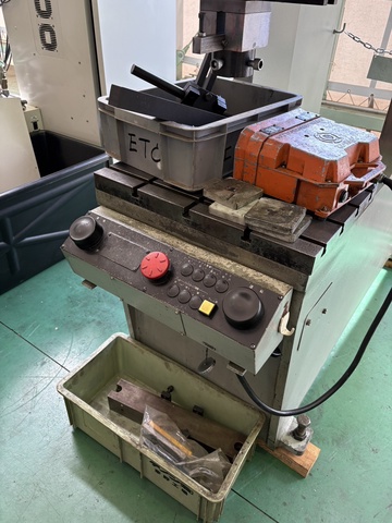 コマツ産機 PHS30-1 万能油圧プレスブレーキ