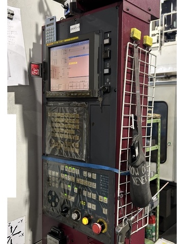 OKK VM5Ⅲ 立マシニング(BT50)