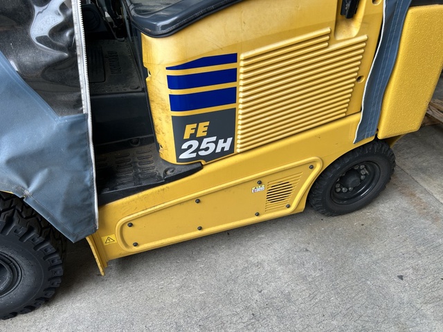 小松製作所 FE25H-1 2.5Tフォークリフト