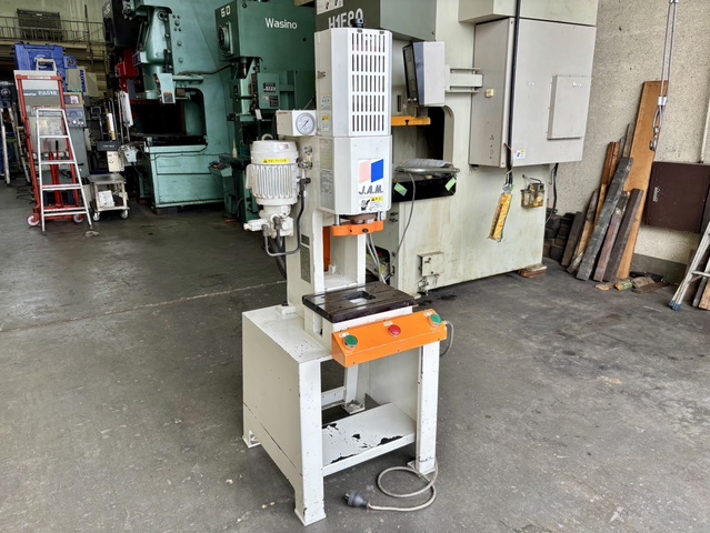 日本オートマチック JAM HYP305H 3.0Tプレス