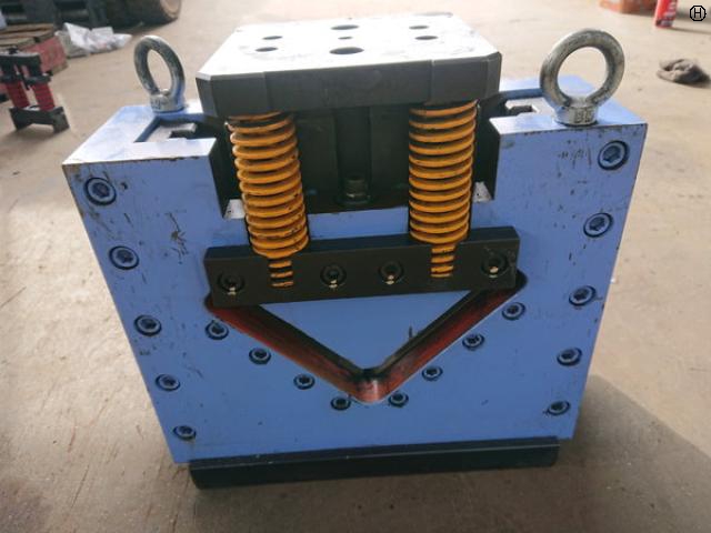 タケダ機械 BAW-130-9 ビームワーカー用金型