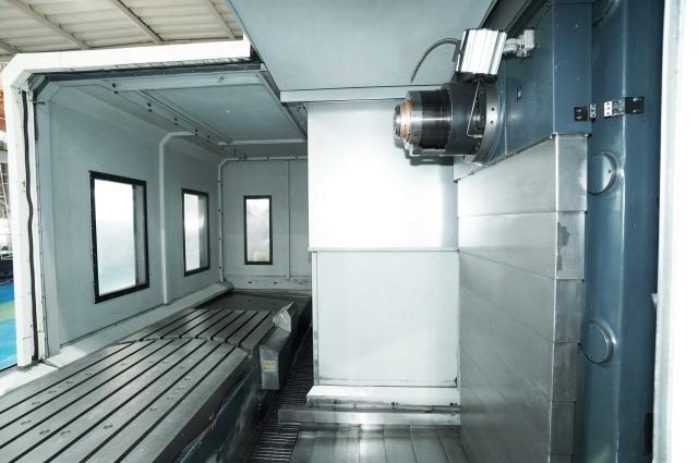 牧野フライス製作所 MCC2513-A60 横マシニング(HSK-A100)