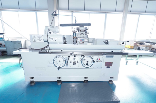 豊田工機 GUS32-100 万能円筒研削盤