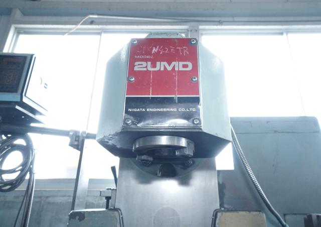 新潟鐵工所 2UMD 万能フライス