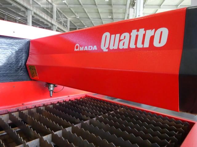 アマダ QUATTRO CO2レーザー加工機