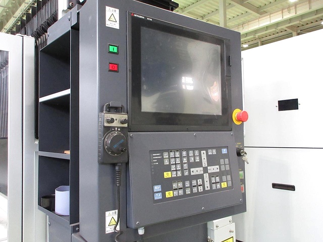 三菱電機 ML3015HVⅡ-40CF-R CO2レーザー加工機