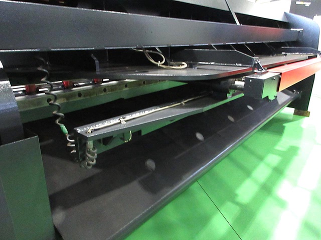 アマダ M-4045 4.0mメカシャーリング