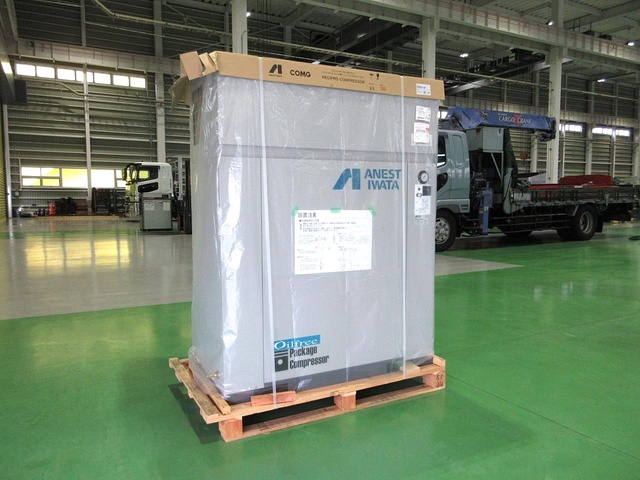 アネスト岩田 CFP55CF-14DM6 5.5kwコンプレッサー