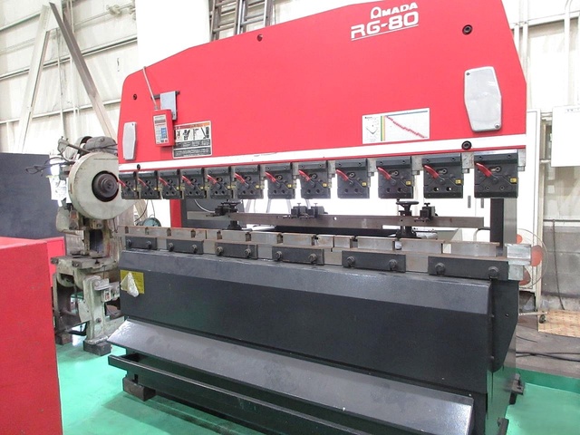 アマダ RG-80 2.4m油圧プレスブレーキ