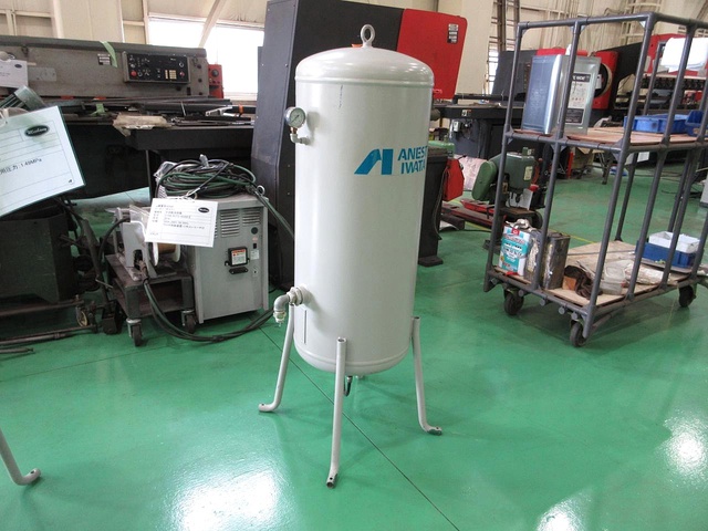 アネスト岩田 SAT-120C-140 エアータンク