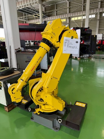ファナック Robot M-710iC/50 マテハンロボット
