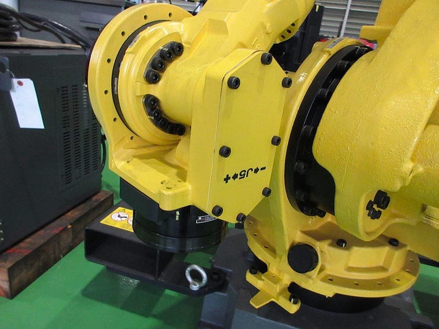 ファナック Robot M-710iC/50 マテハンロボット