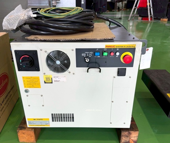 ファナック Robot M-710iC/50 マテハンロボット