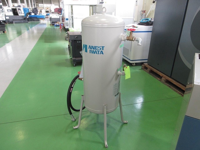 アネスト岩田 SAT-120C-140 エアータンク