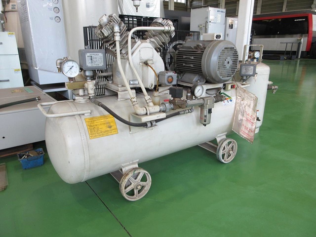 明治機械製作所 GBH7548A-29 5 7.5kwコンプレッサー