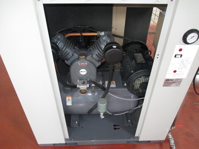 アネスト岩田 CLP22EF-8.5 2.2kwコンプレッサー