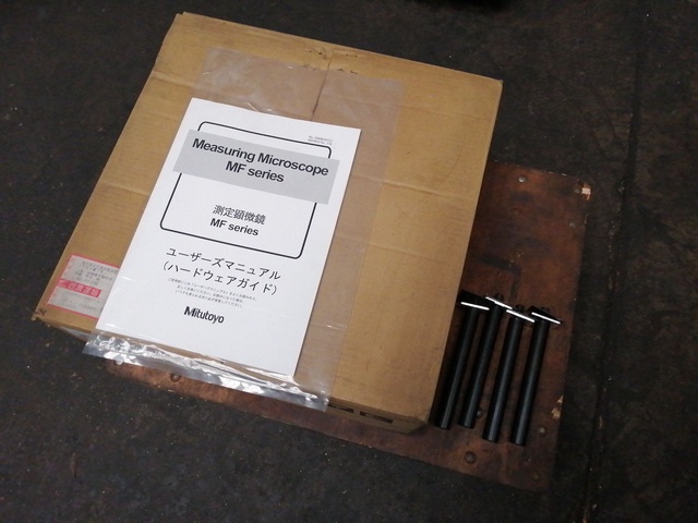 ミツトヨ MF-A1010B 測定顕微鏡