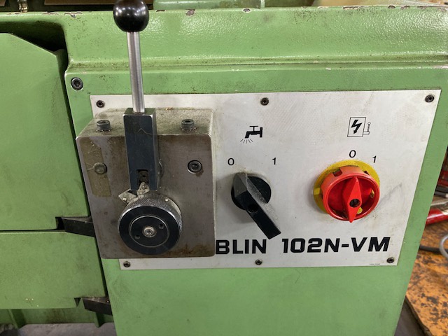 SCHAUBLIN 102N-VM 卓上旋盤