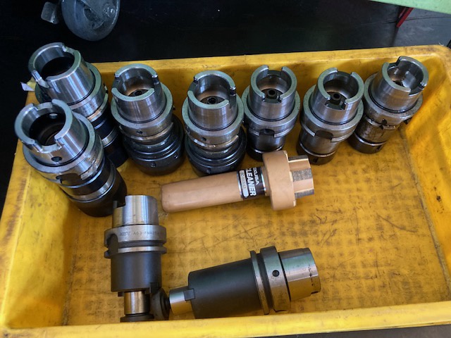 オークマ MB-46VAE 立マシニング(HSK-63)
