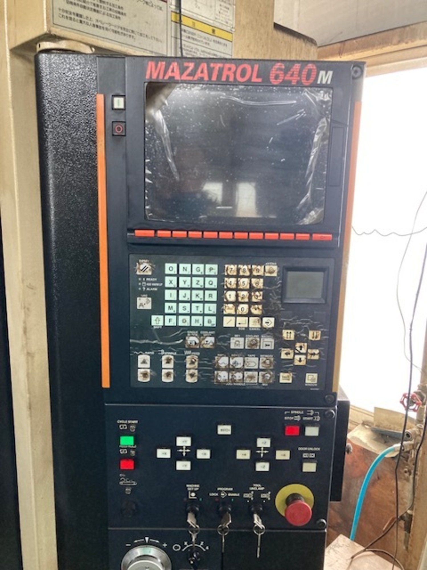 立マシニング(BT50) ヤマザキマザック MTV-515/40N 中古販売詳細