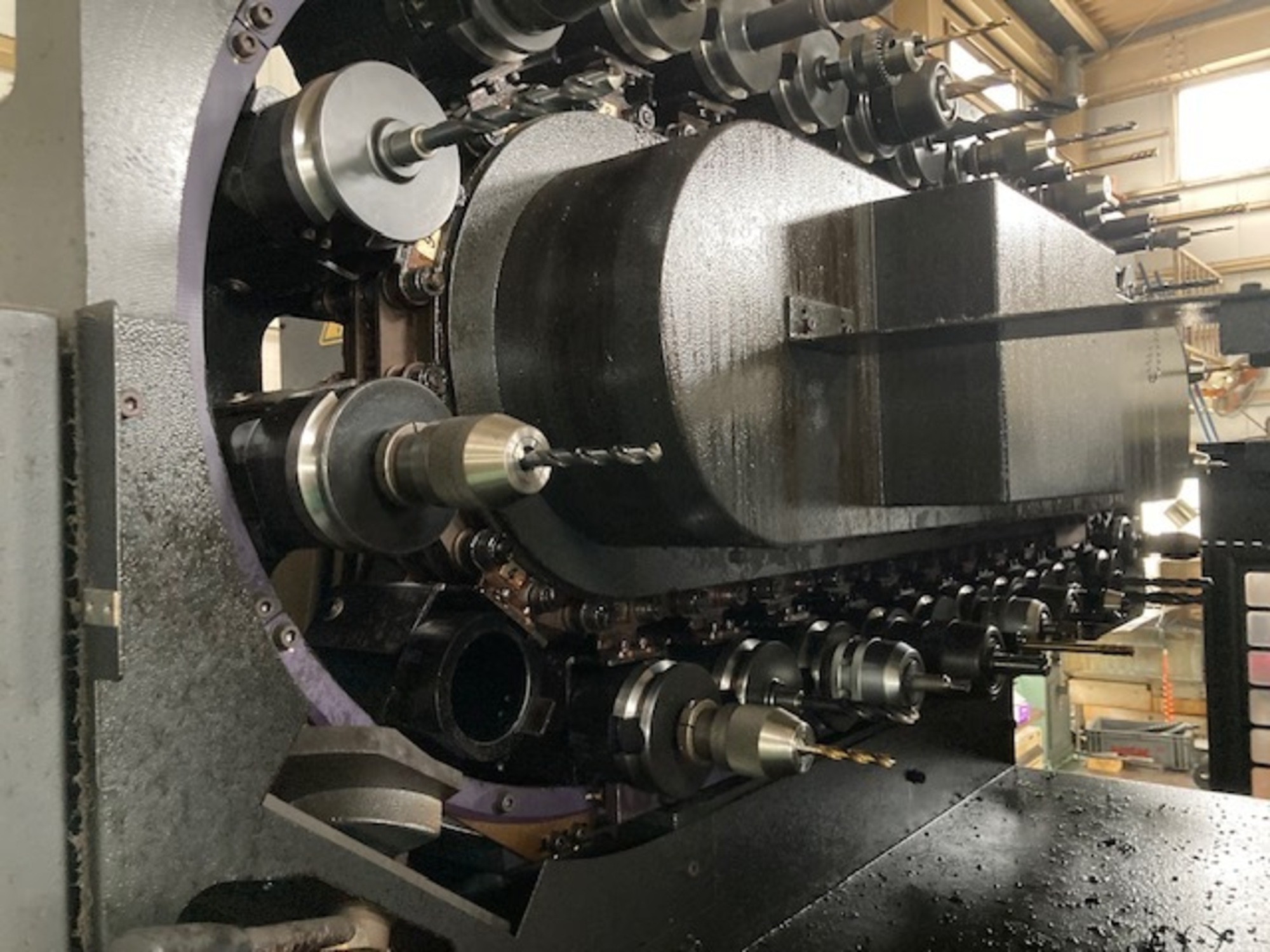 立マシニング(BT50) ヤマザキマザック MTV-515/40N 中古販売詳細