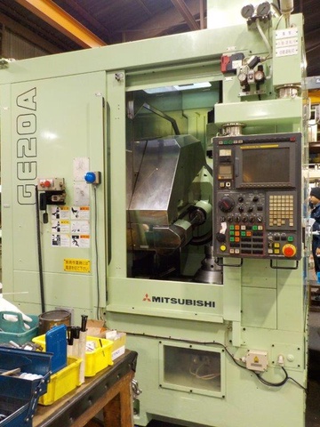 三菱重工業 GE20A NCホブ盤
