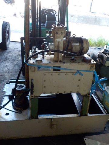 三菱重工業 GB20CNC NCホブ盤