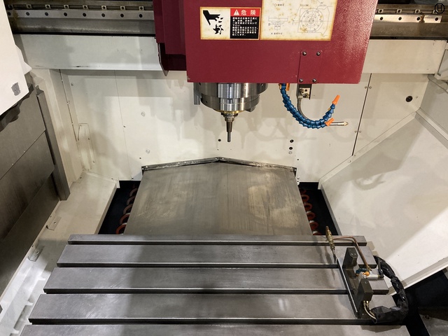 OKK VP600 立マシニング(HSK-A63)