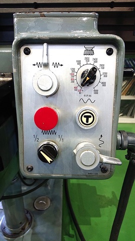 牧野フライス製作所 KVJP-55 ラム型立フライス
