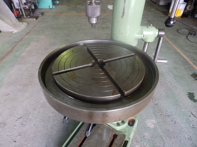 森精機製作所 YD2-55 550mm直立ボール盤