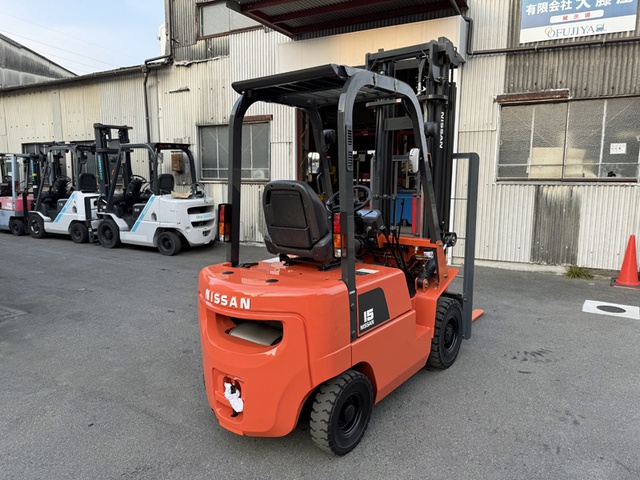日産フォークリフト J01M15 1.5Tフォークリフト